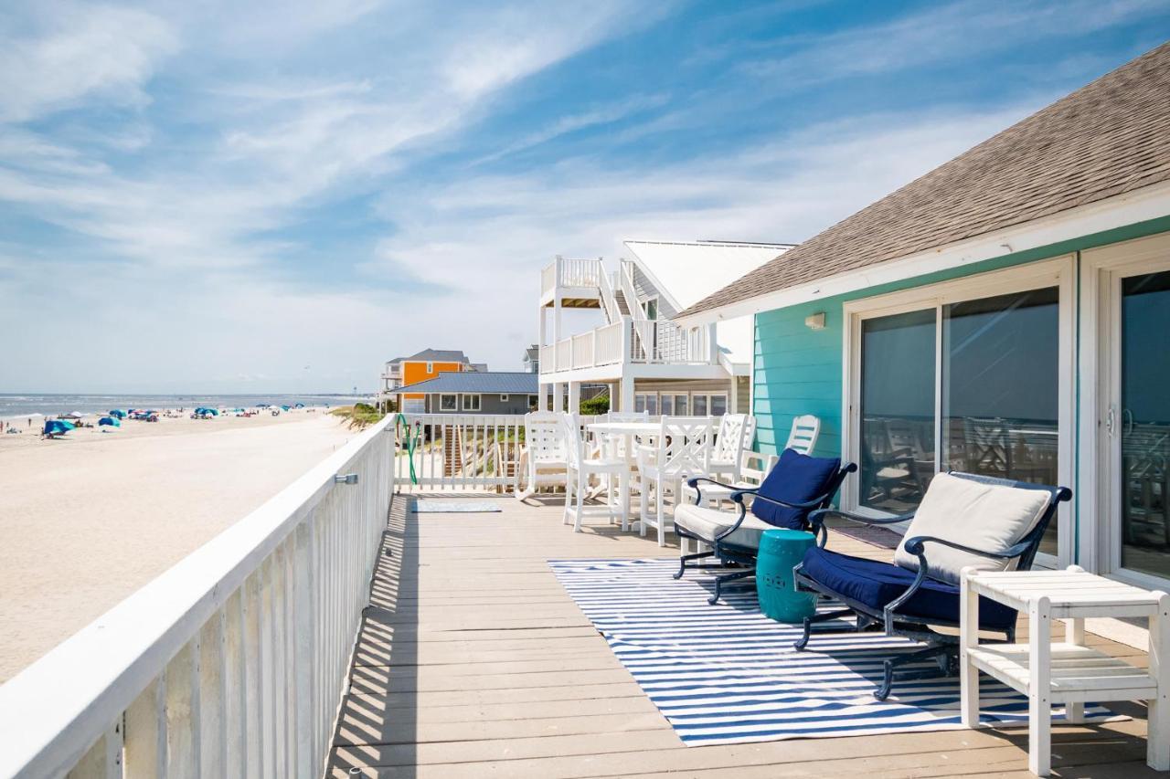 Just Beachy By Oak Island Accommodations Exterior photo